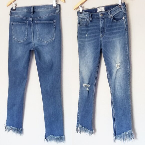 Free People Great Heights Frayed Hem Slim Fit Jeans Distressed Size 28 Boho Chic - Picture 7 of 16